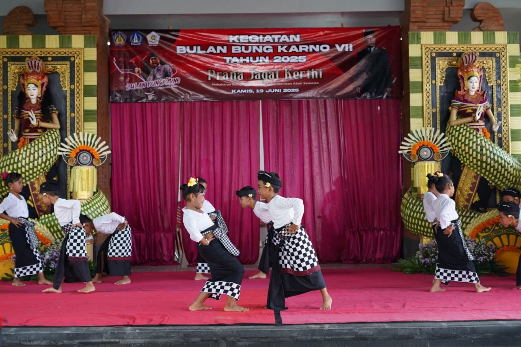 KEGIATAN BULAN BUNG KARNO VII DESA KUWUM TAHUN 2025